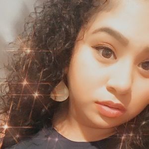 Meet your Posher, Jasmine